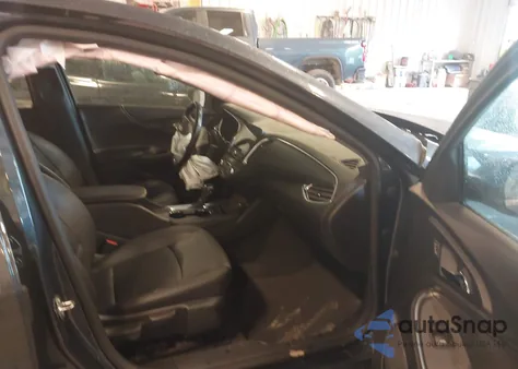 2019 Chevrolet Malibu Lt from USA, damaged, VIN 1G1ZD5ST9KF206622